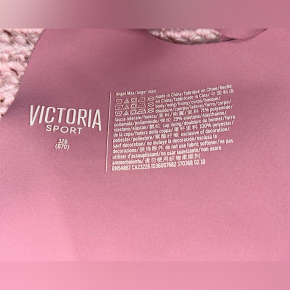 Victoria Secret Sports Bra size 32B - Picture 5 of 5